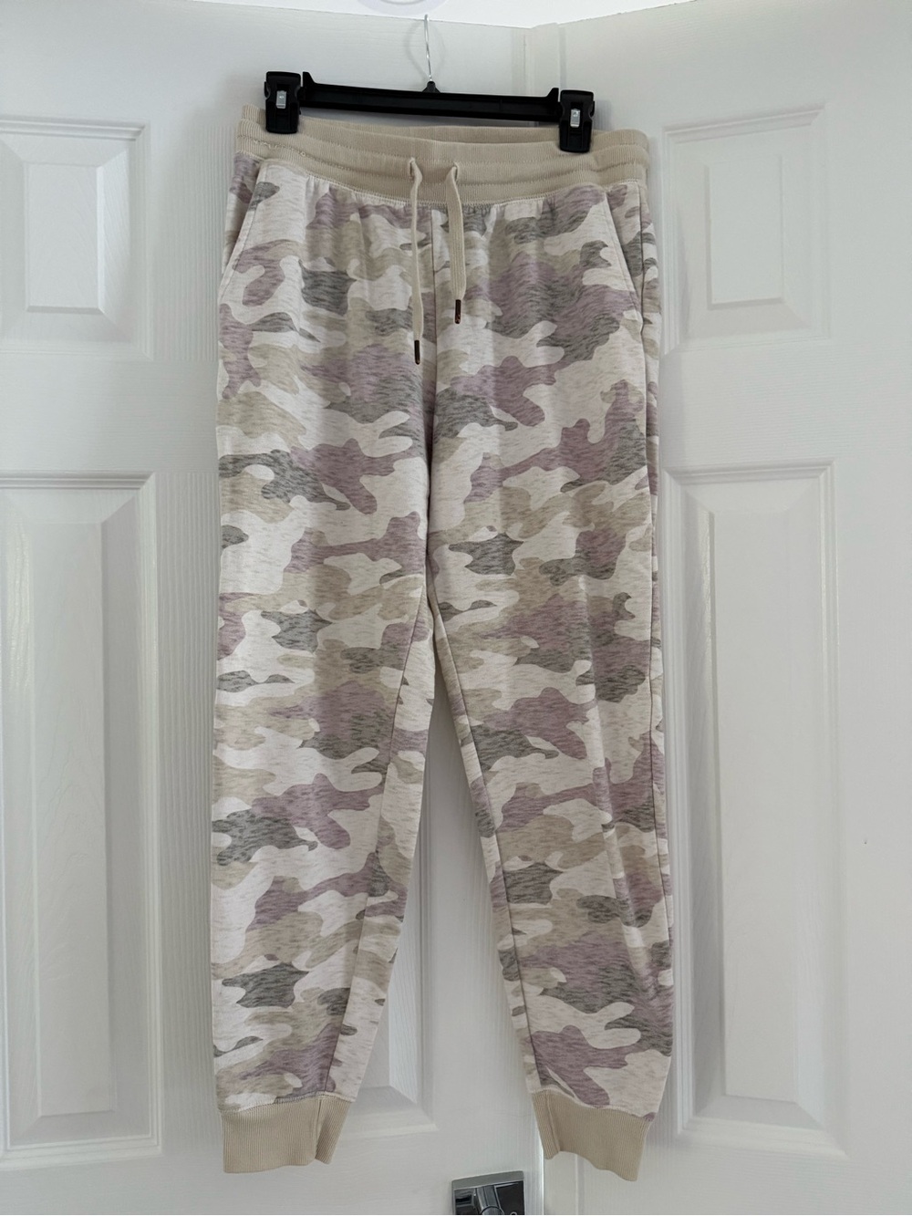 Old Navy Women’s Camouflage Jogger